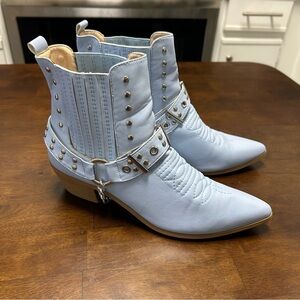 Cape Robbin Light Blue Western Style Ankle Boots Size 8